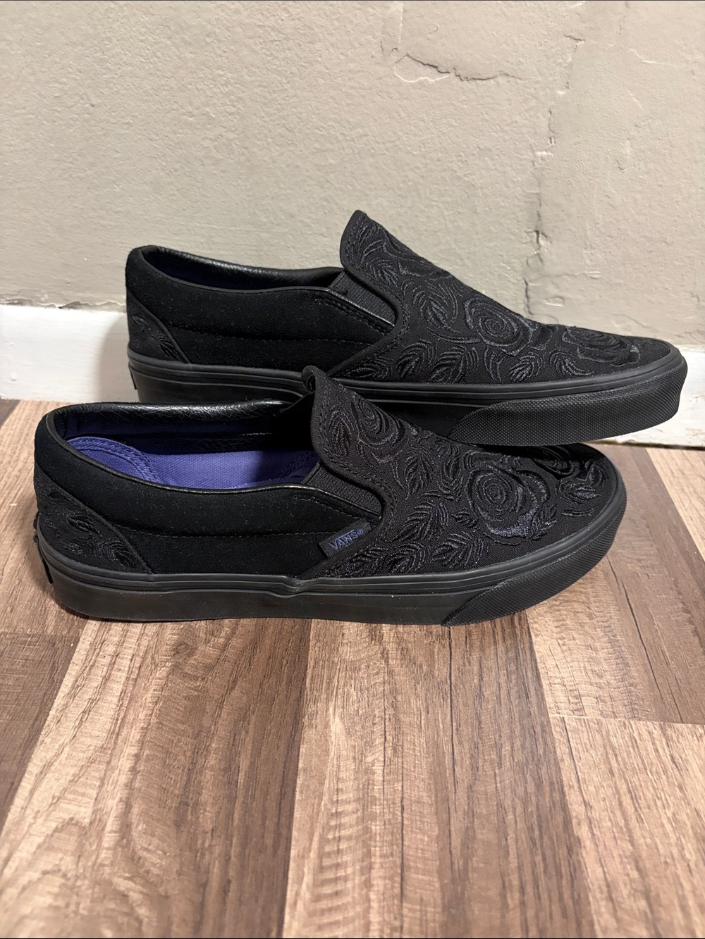 Black Floral Vans Classic Slip-On